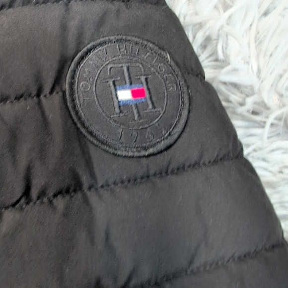 Tommy‎ Hilfiger Jacket Womens M Black Hood Zip Up Gorpcore Pockets Puffer Logo - Picture 10 of 12